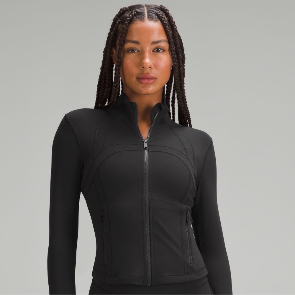 Lululemon Nulu Cropped Define Jacket Sz 6 NWT